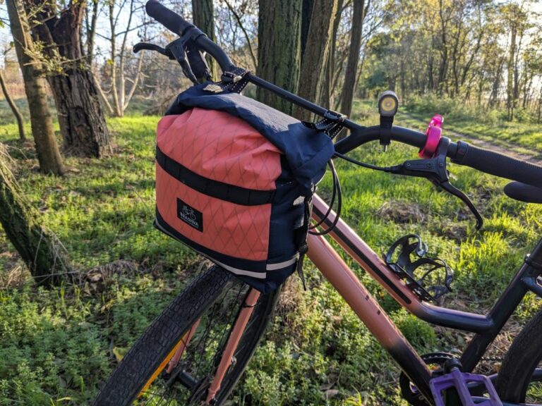 Cyklobrašňa - pannier M - roll rop