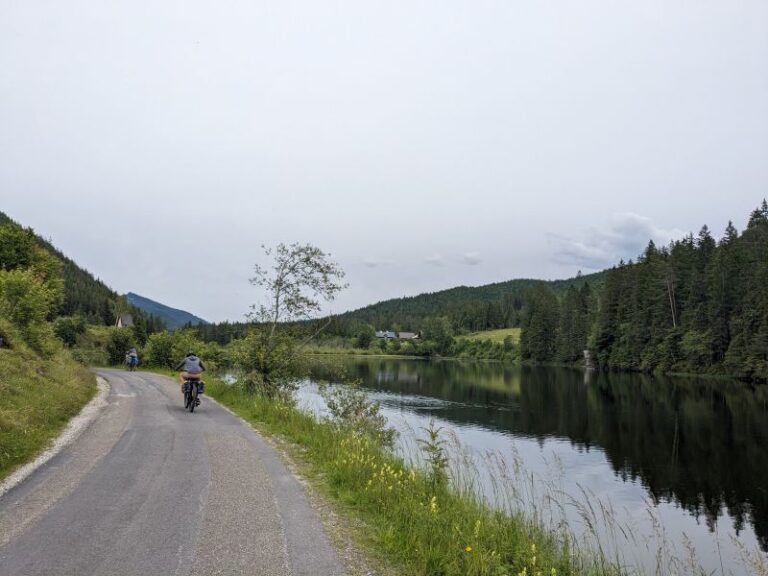 Traisental Radweg-Hubertussee